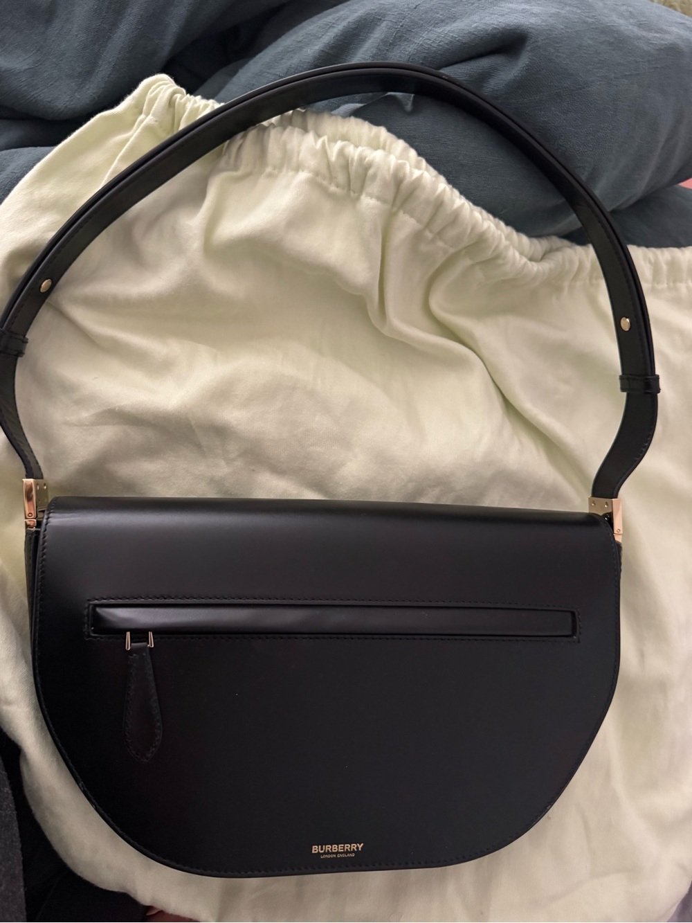 Burberry Black Leather Olympia Shoulder Bag w/ Gold Hardware excellent condition